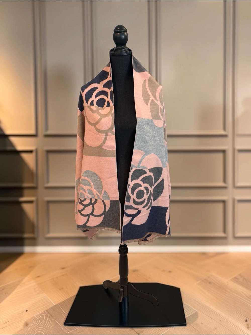 NWOT Elegant Cashmere Pink & Gray Floral Wrap Scarf